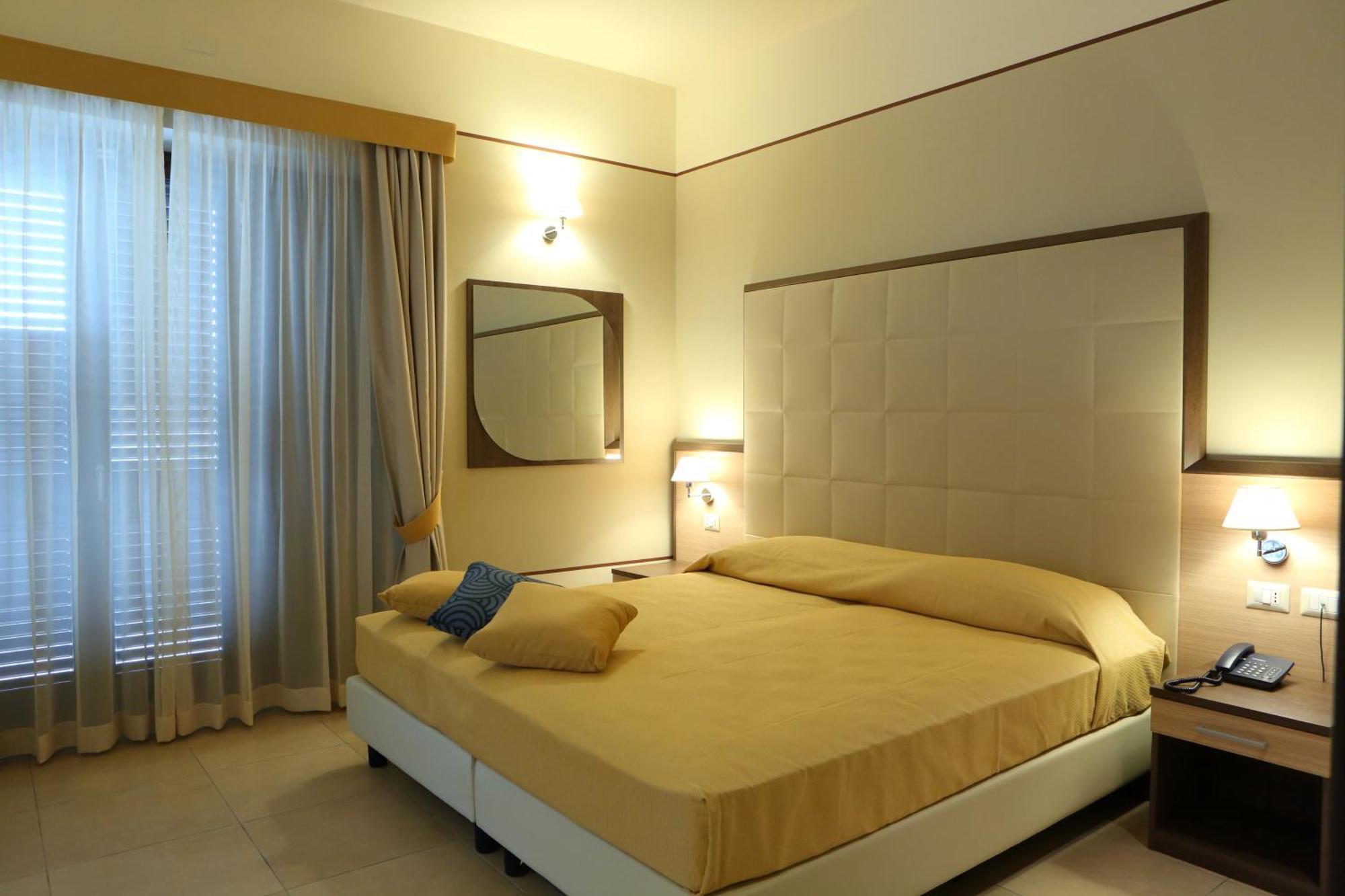 Hotel Milazzo Exterior photo
