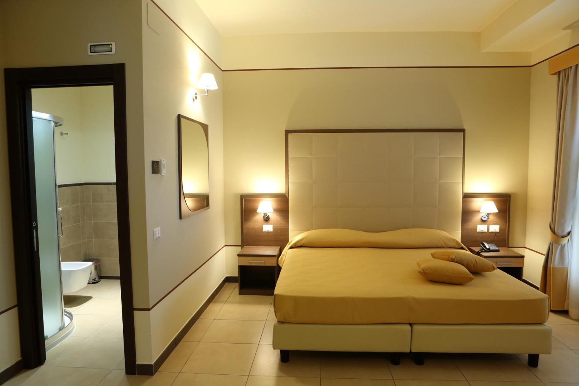 Hotel Milazzo Exterior photo