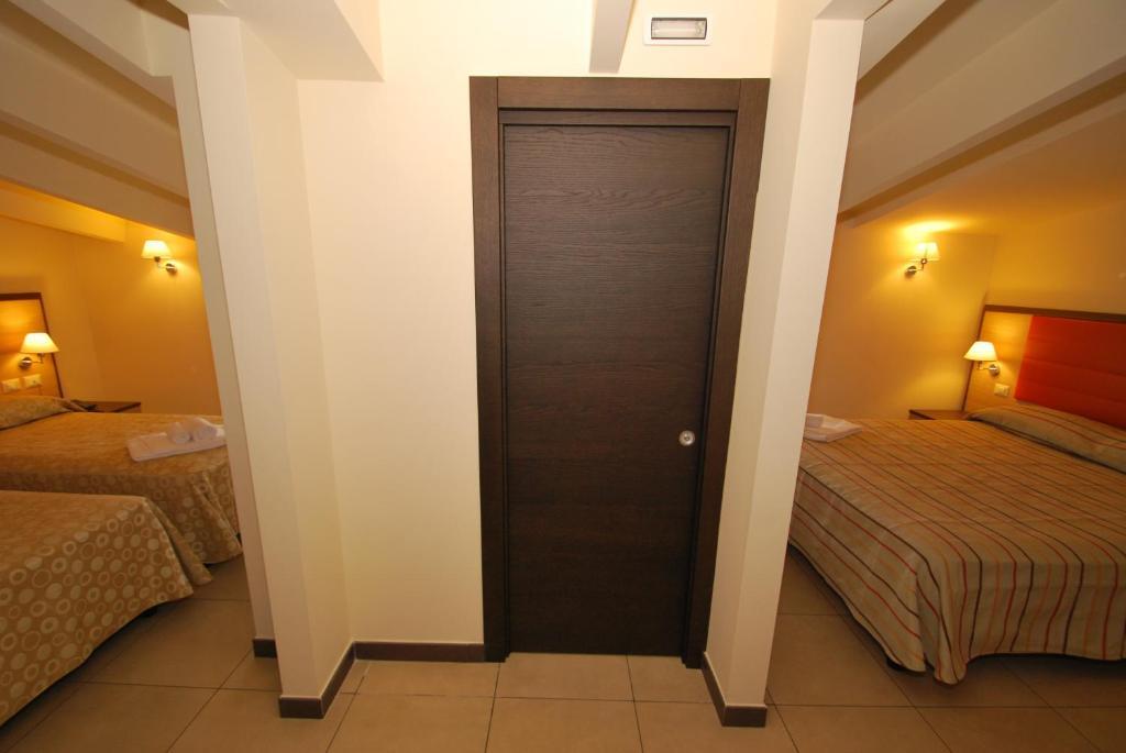 Hotel Milazzo Exterior photo